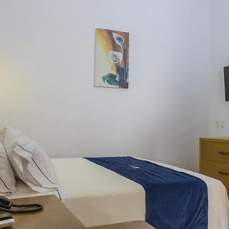 Hotel Real De Castilla Colonial Guadalajara Værelse billede
