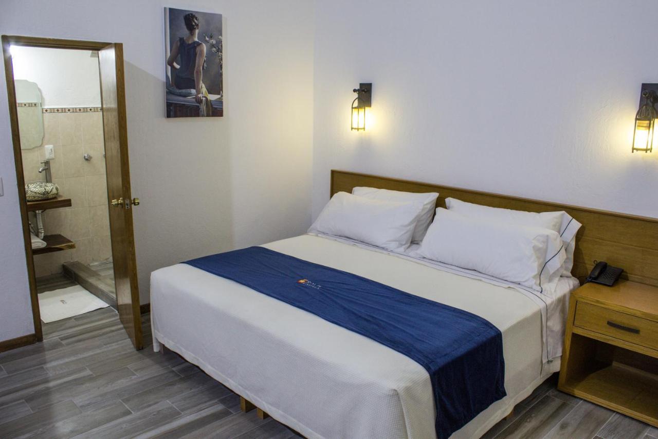 Hotel Real De Castilla Colonial Guadalajara Eksteriør billede