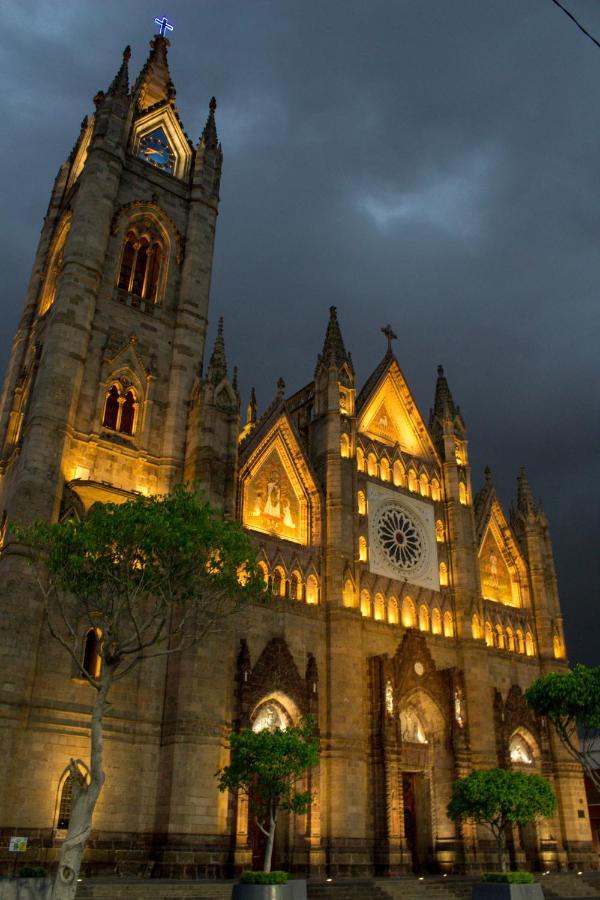Hotel Real De Castilla Colonial Guadalajara Eksteriør billede