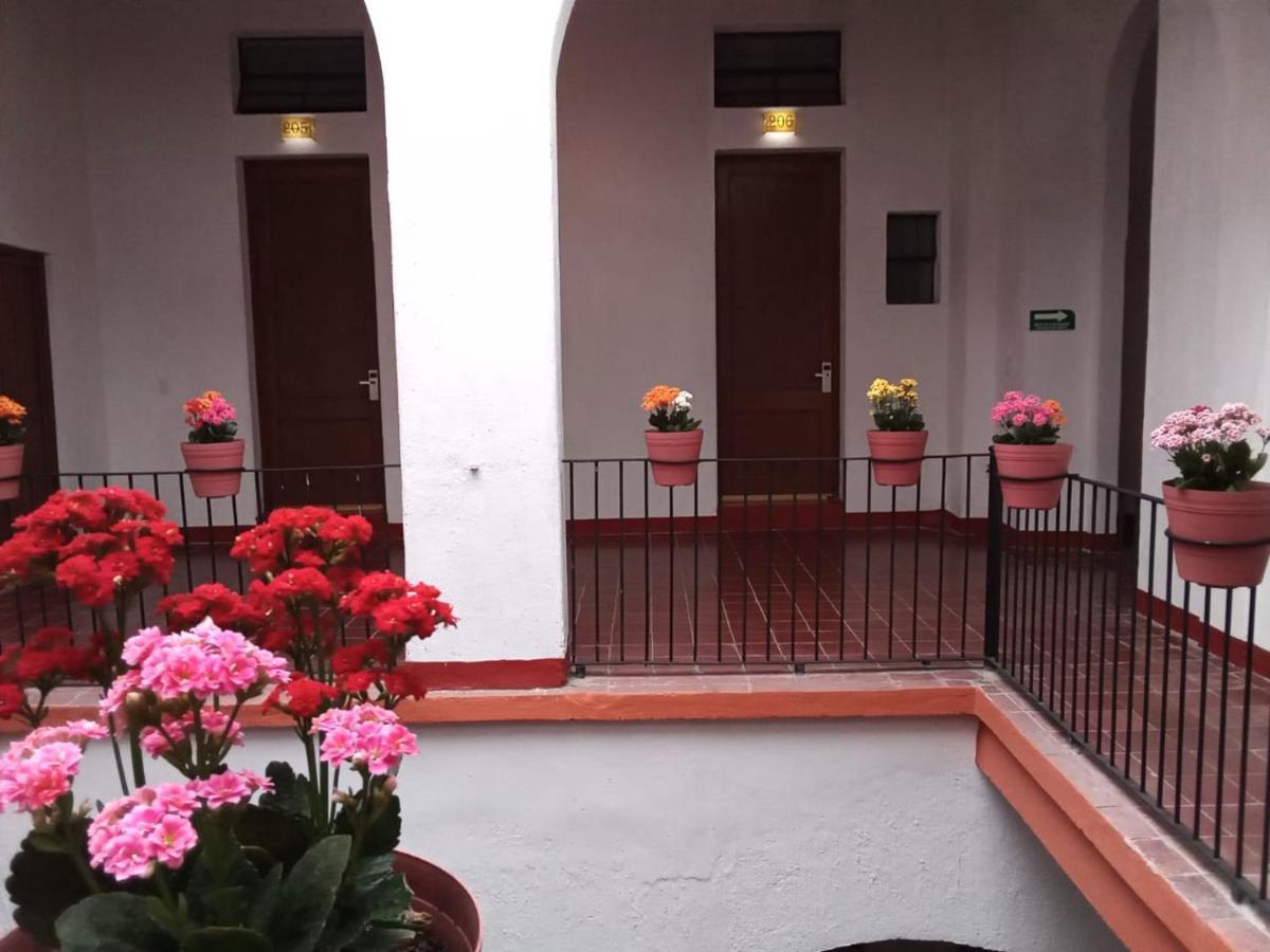 Hotel Real De Castilla Colonial Guadalajara Eksteriør billede