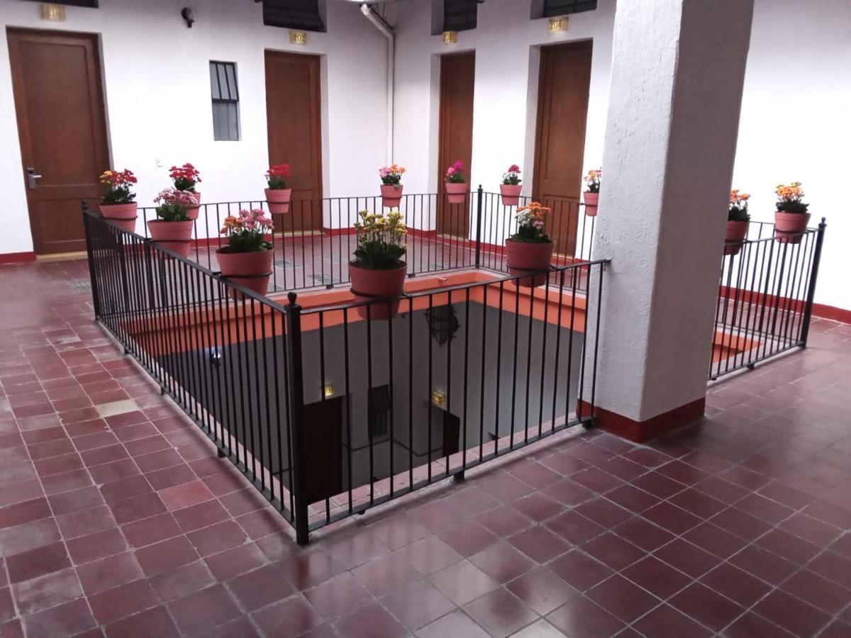 Hotel Real De Castilla Colonial Guadalajara Eksteriør billede