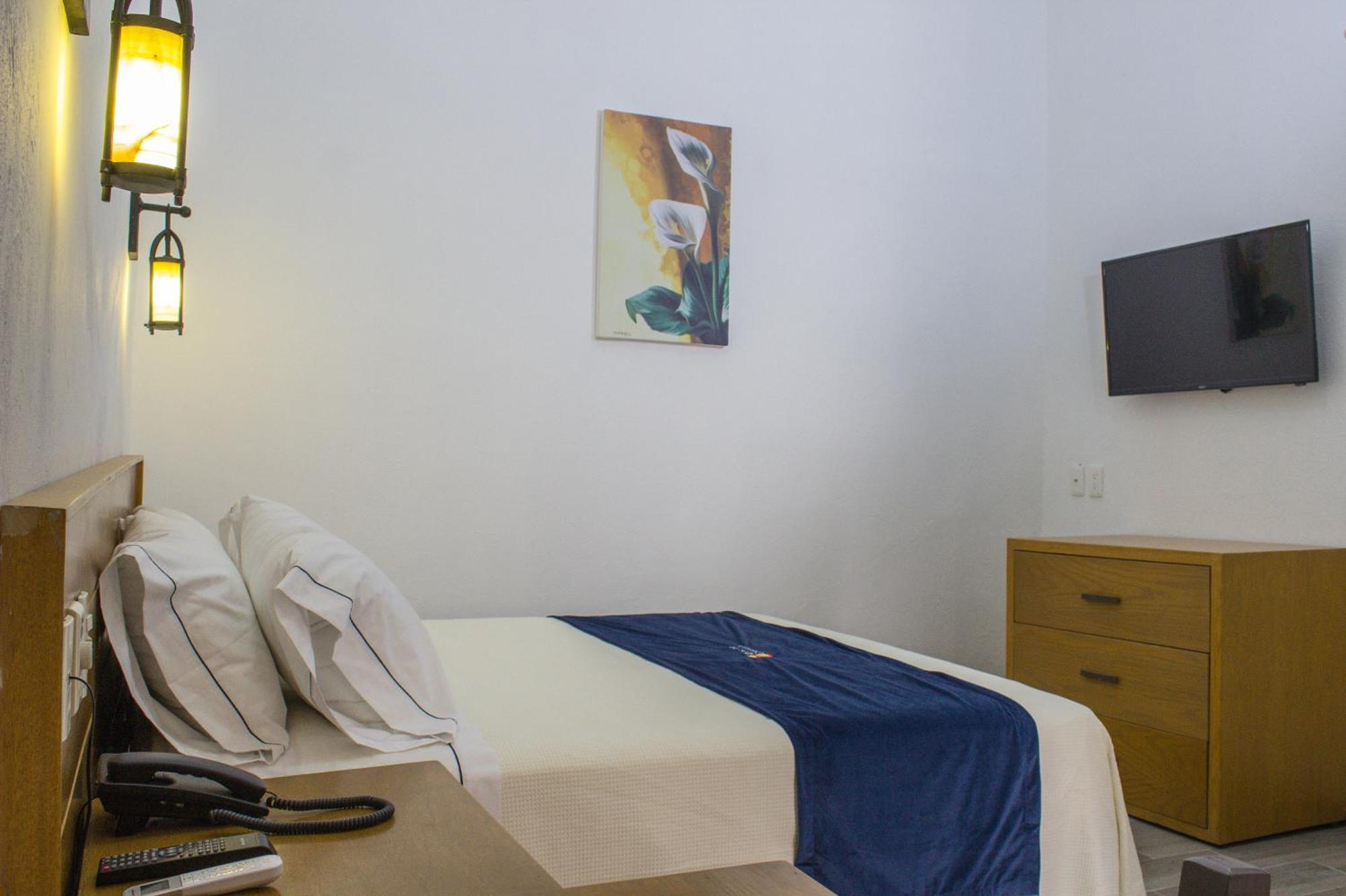 Hotel Real De Castilla Colonial Guadalajara Værelse billede