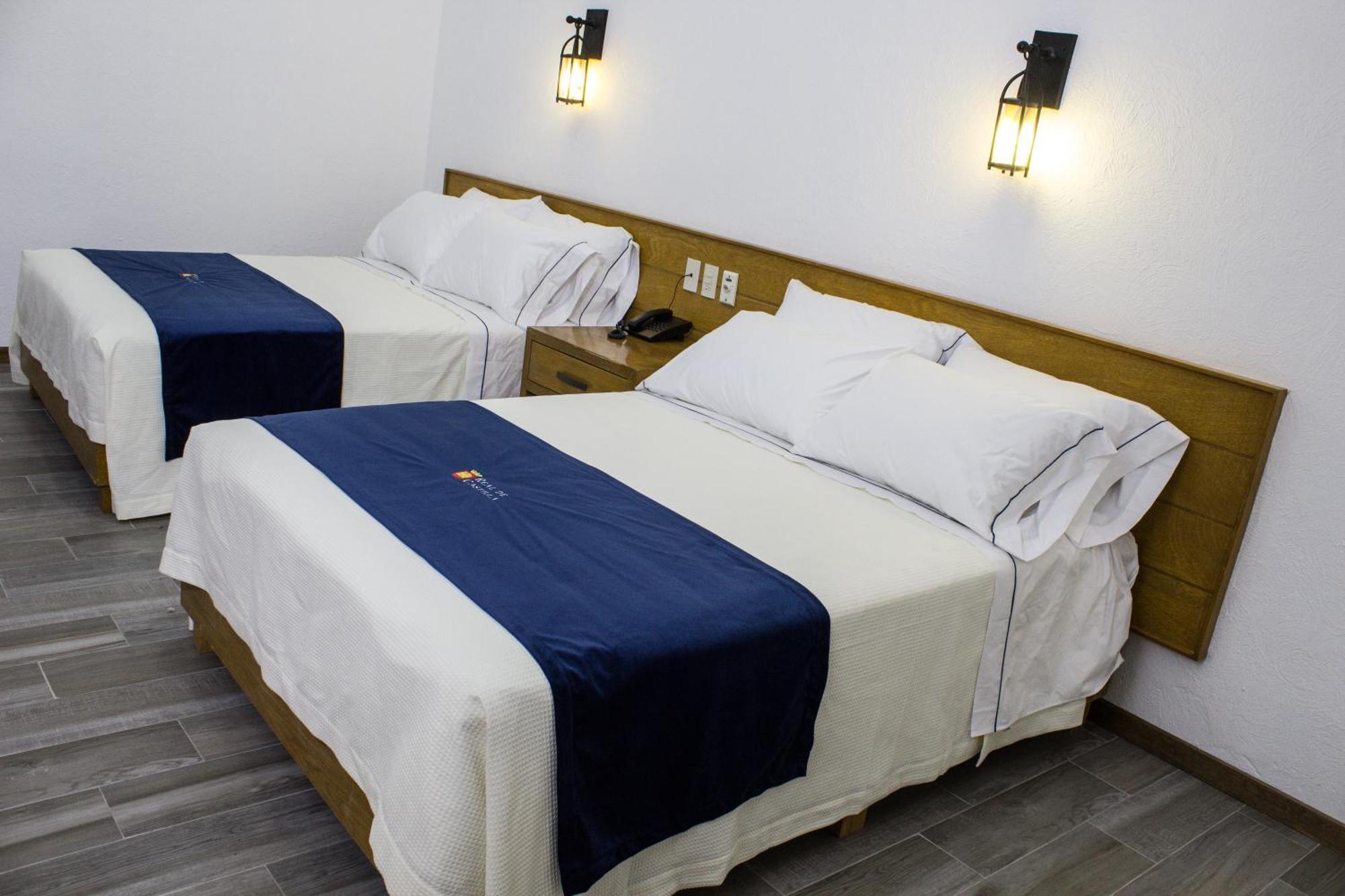 Hotel Real De Castilla Colonial Guadalajara Værelse billede